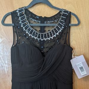 Gorgeous NWT floor length beaded JS black evening gown